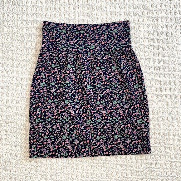 Aritzia Talula Speckled Mini Skirt - Picture 2 of 6